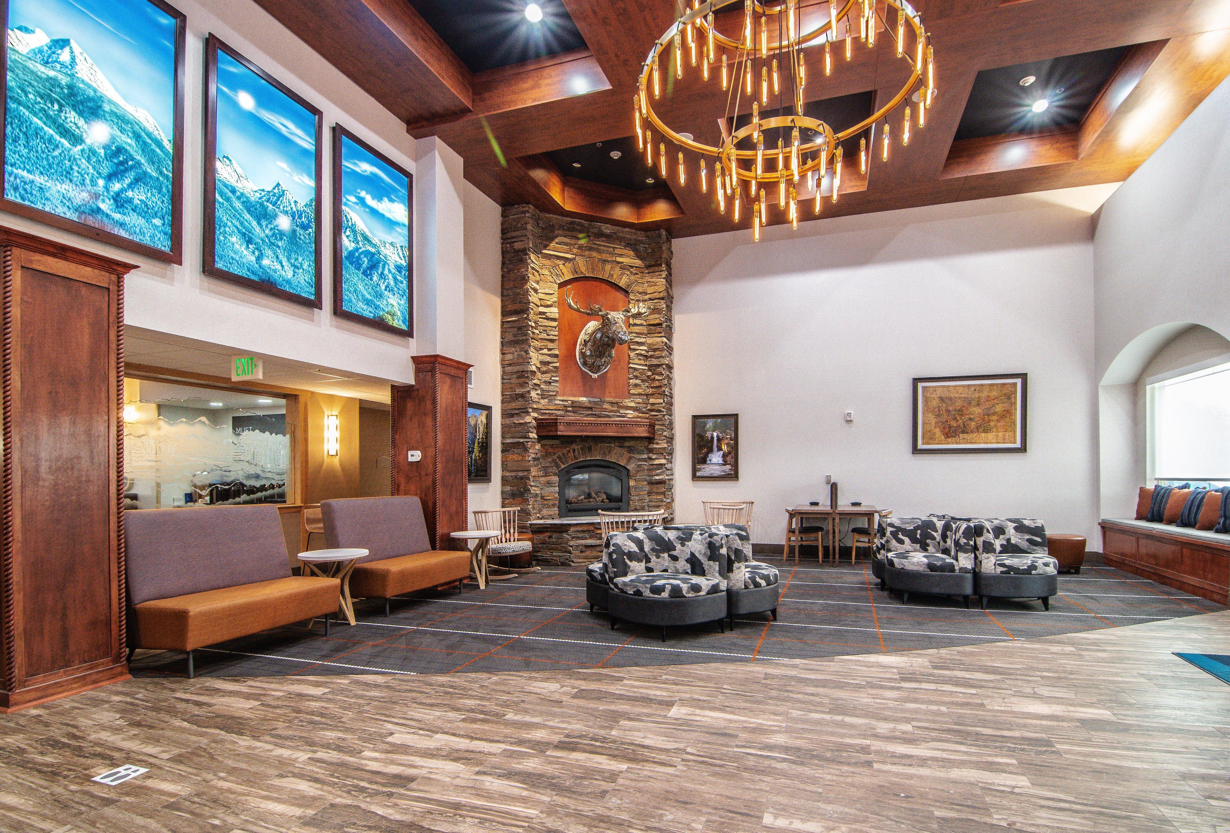 Holiday Inn Express Hotel & Suites Kalispell By Ihg Bagian luar foto