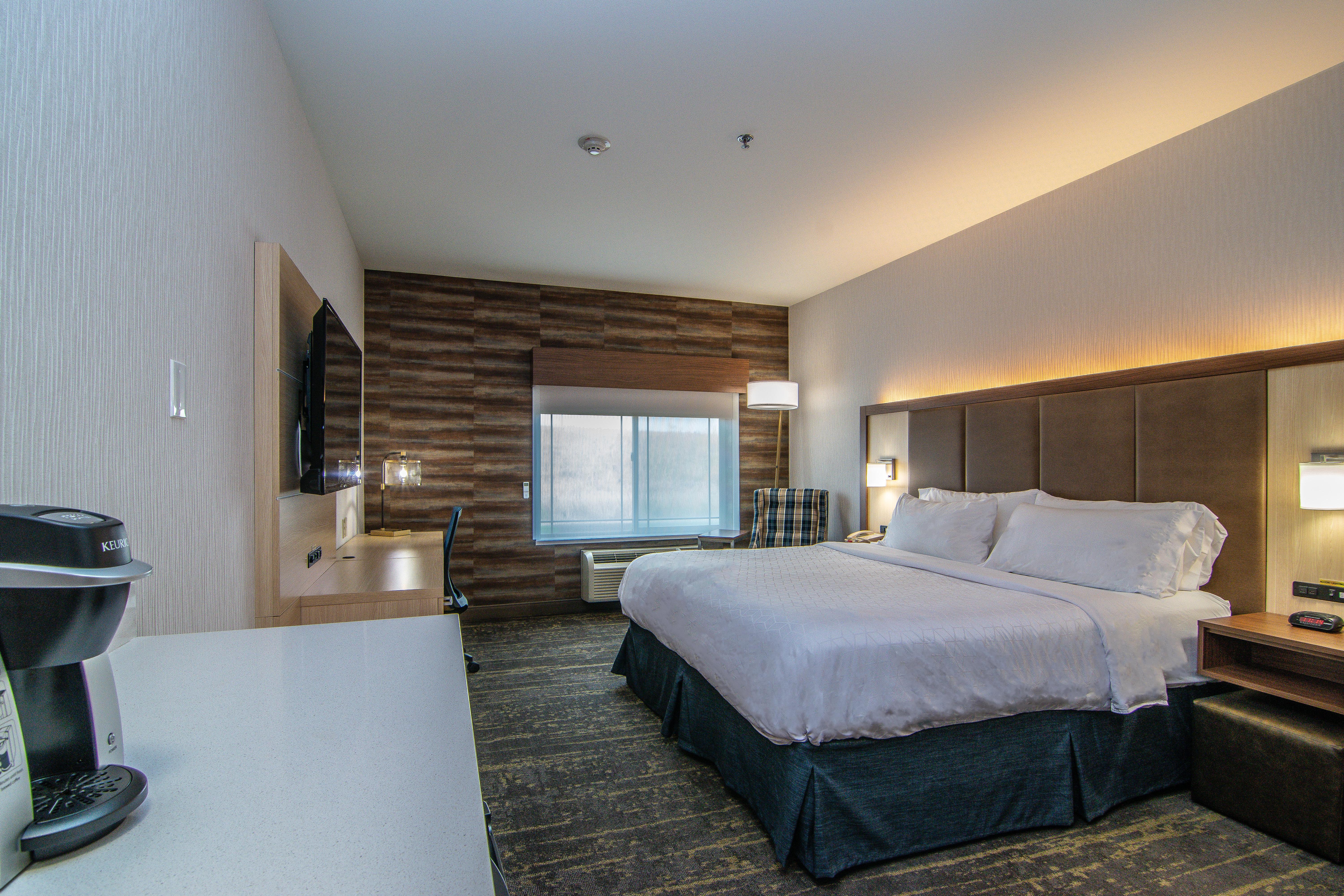Holiday Inn Express Hotel & Suites Kalispell By Ihg Bagian luar foto