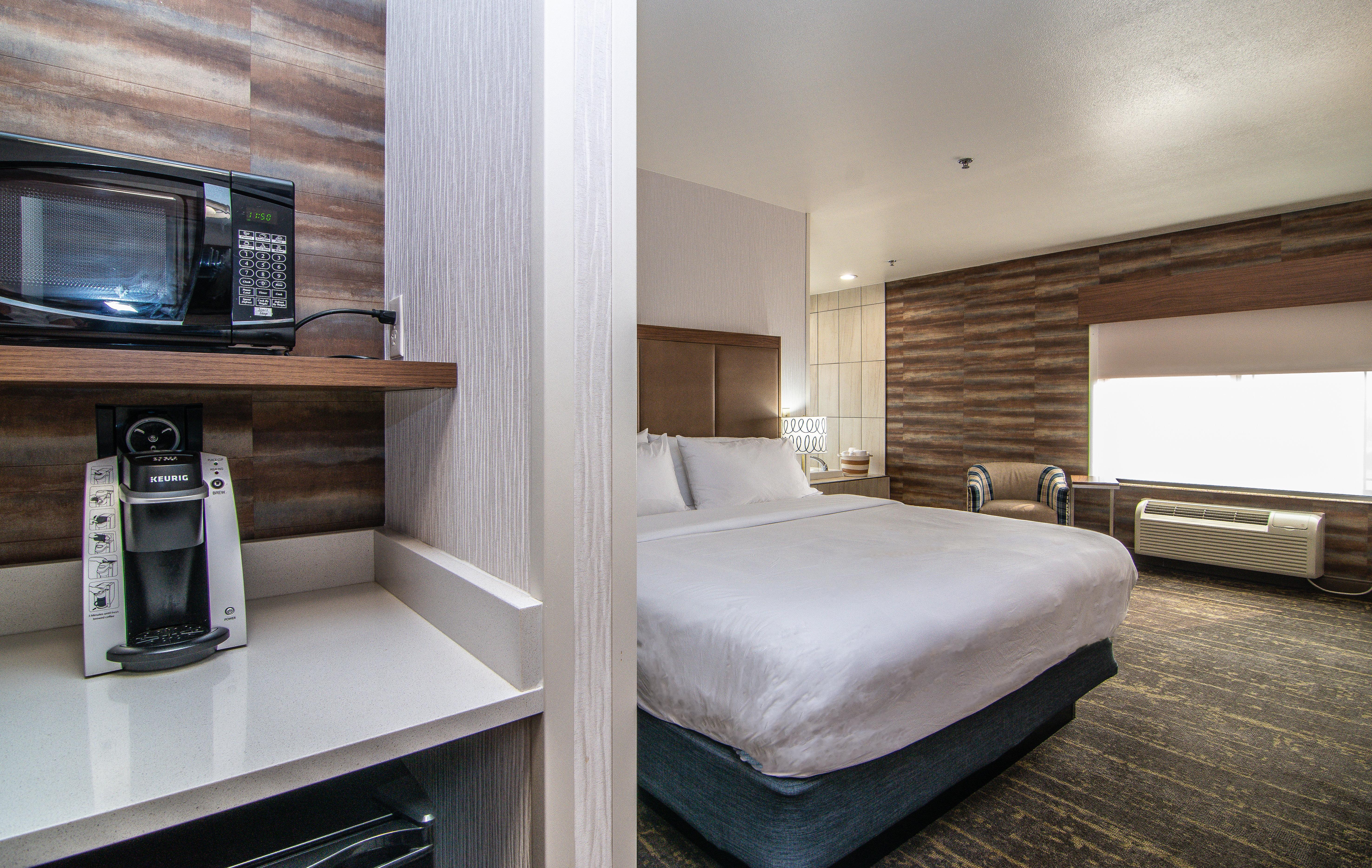 Holiday Inn Express Hotel & Suites Kalispell By Ihg Bagian luar foto