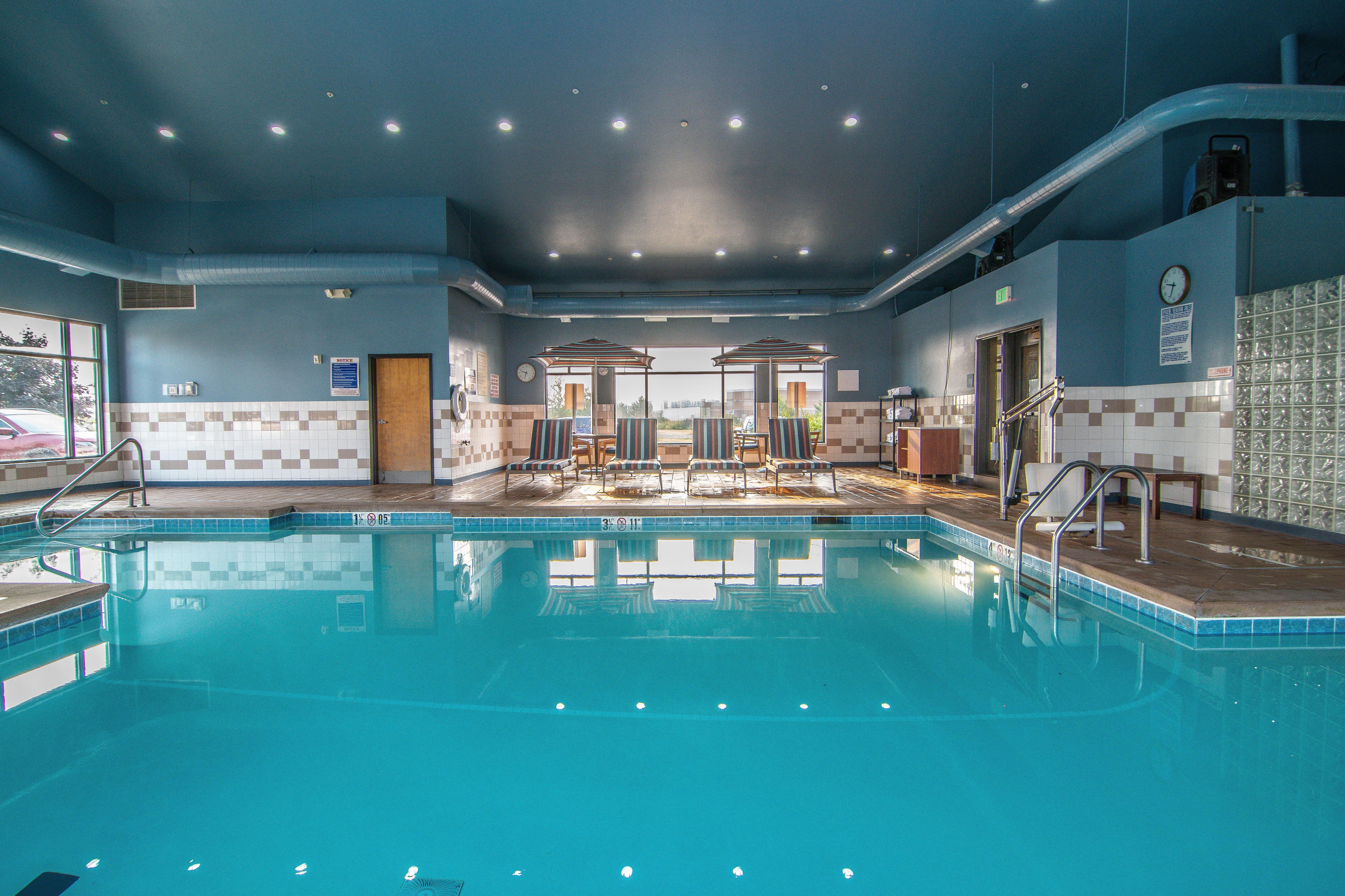 Holiday Inn Express Hotel & Suites Kalispell By Ihg Bagian luar foto