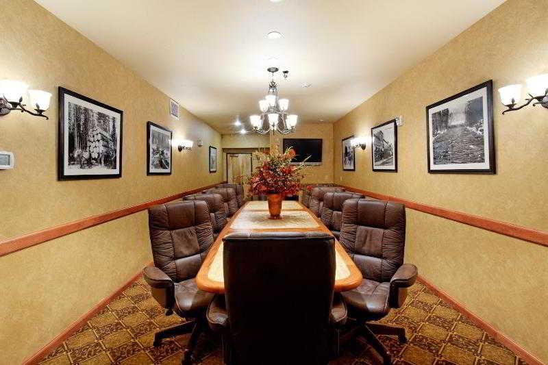 Holiday Inn Express Hotel & Suites Kalispell By Ihg Bagian luar foto